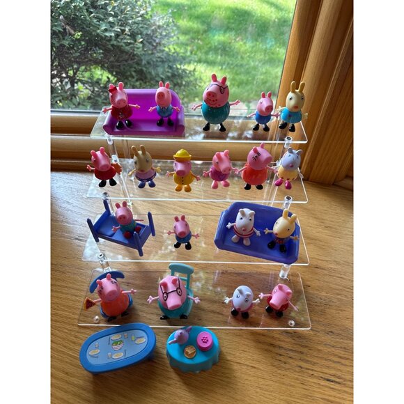 Peppa Pig & Friends Toy Figurine Set - 26 Pieces - Picture 2 of 4
